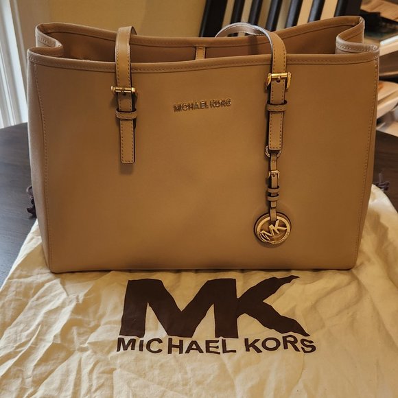 Michael Kors Tote Bag - Neutral Tan Color - Picture 1 of 15